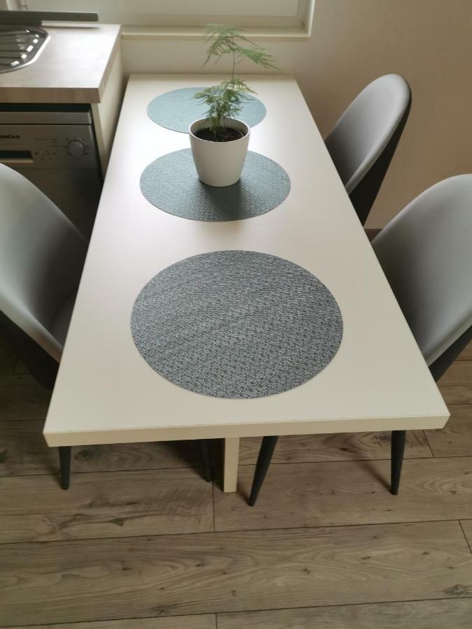 Seasons Apartmani أوسييك المظهر الخارجي الصورة